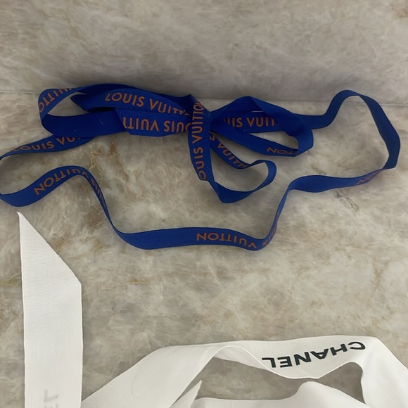 CHANEL AND LOUIS VUITTON AUTHENTIC DESIGNER RIBBONS - Picture 5 of 5
